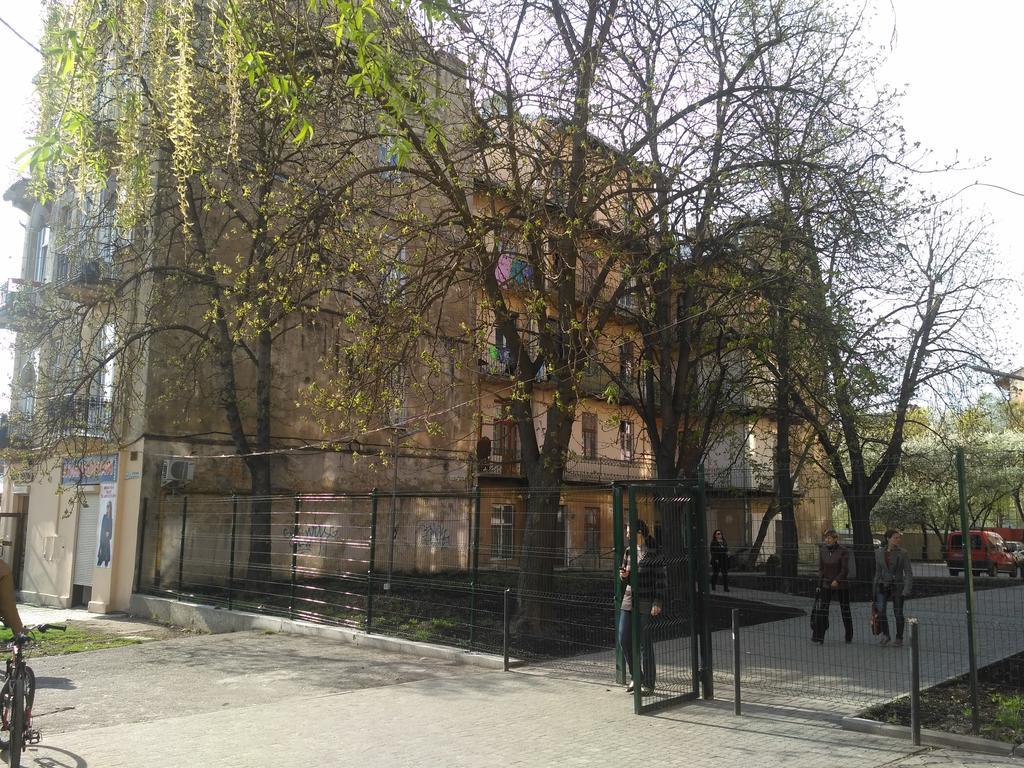 Sudorak Apartments Лвив Екстериор снимка